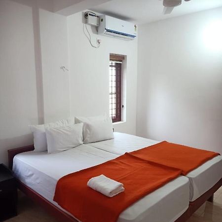Grace Mary Residency Hotell Nedumbassery Eksteriør bilde