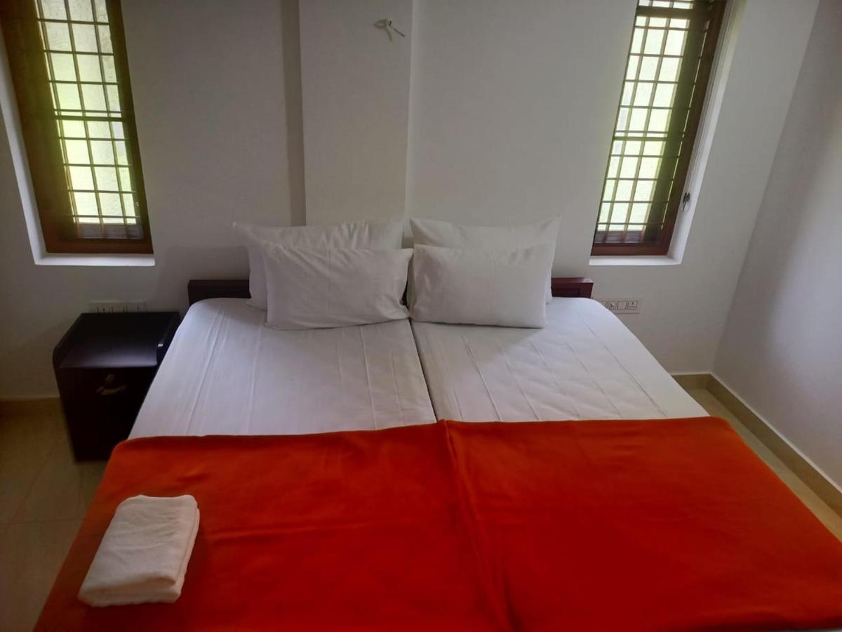 Grace Mary Residency Hotell Nedumbassery Eksteriør bilde