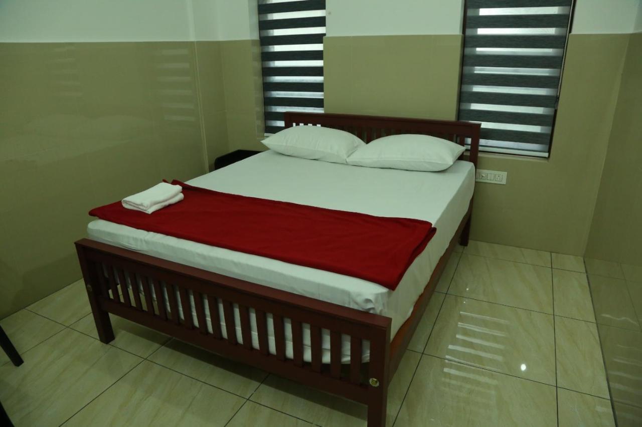 Grace Mary Residency Hotell Nedumbassery Eksteriør bilde